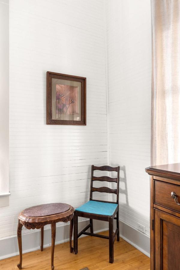 Medina River Historic Cottage Castroville Extérieur photo